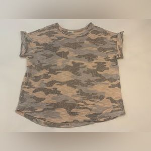 ODDY pink and brown camo short sleeve gauze top, 1X (bin E)